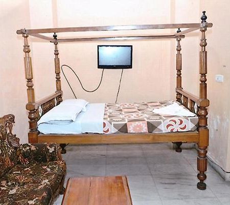 Hotel Soorya Heritage Inn Pondicherry Bagian luar foto